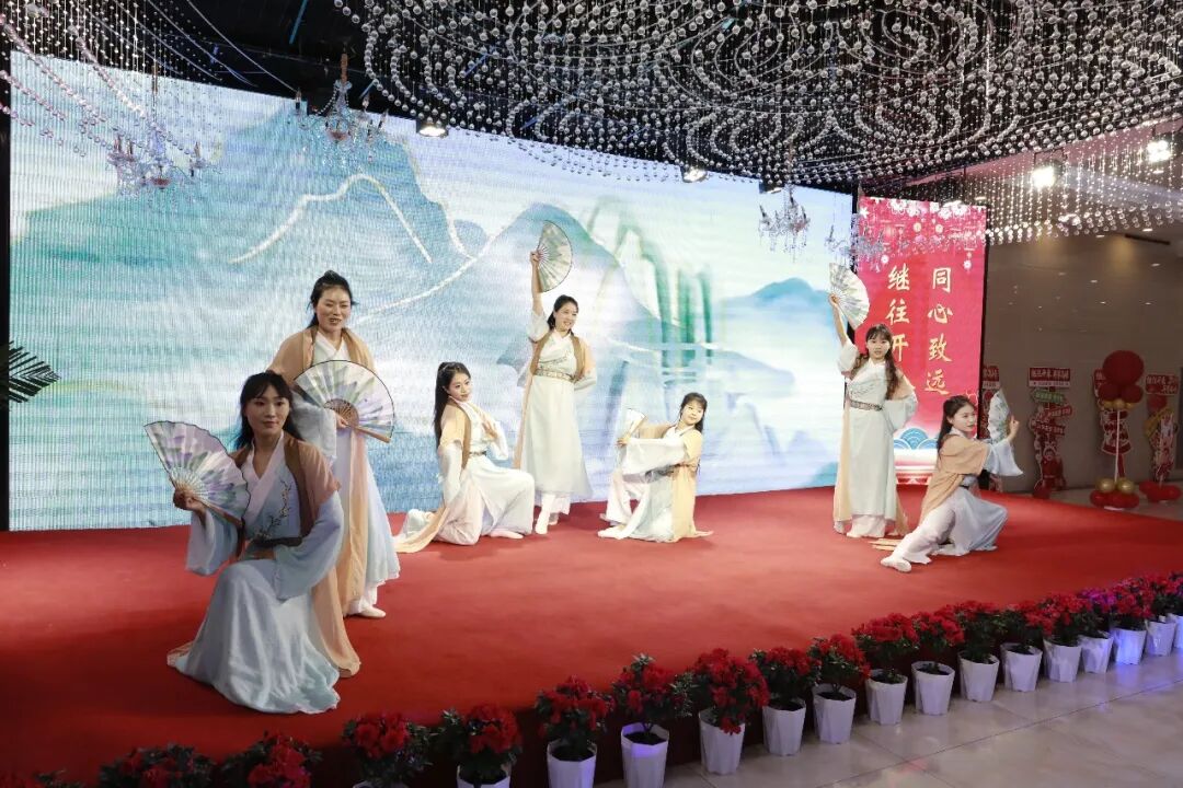 ABUIABACGAAglMSjzQYovP-mjQcwuAg40AU ͼƬ